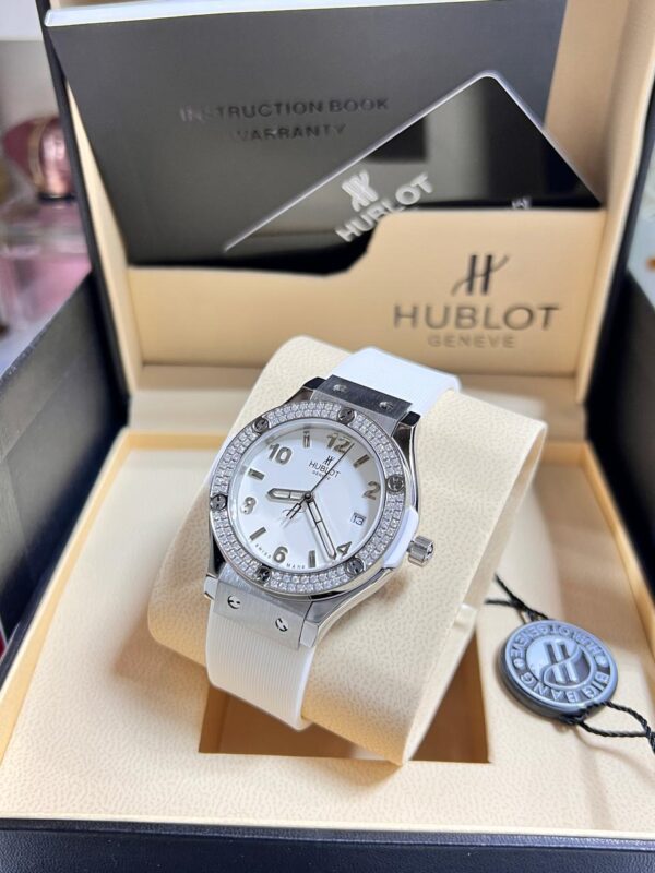 Hublot Classic Fusion White Diamond Bezel