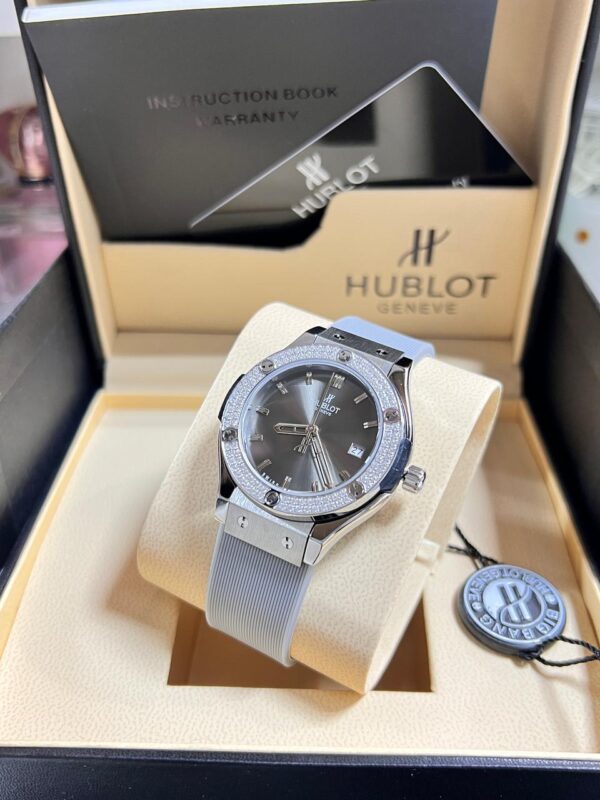 Hublot Classic Fusion White Diamond Bezel