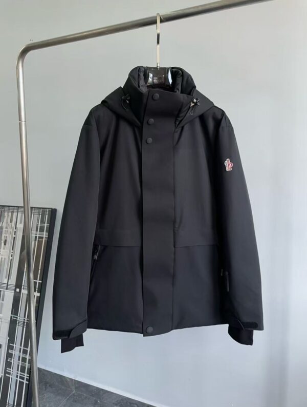 “Premium black hooded winter jacket for men – waterproof and windproof insulated coat”