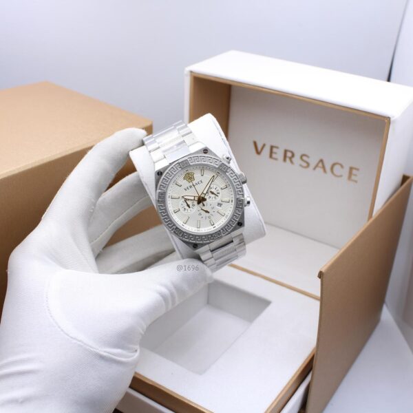 Elegant stainless steel chronograph watch for men with silver dial