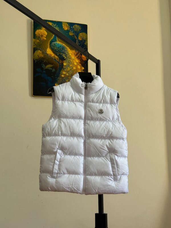 WhatsApp Image 2025-11-18 at 1.23.57 PM (1) Luxury-Inspired White Puffer Vest for Men – Lightweight Sleeveless Winter Jacket